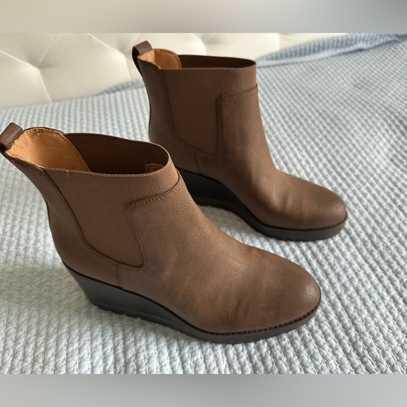 Crown Vintage Marleen Wedge Chelsea Boot Brown like new - Picture 3 of 7